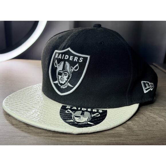 NFL Plastic Visor Las Vegas Raiders New Era Baycik 9FIFTY Adjustable Snapback S - Picture 1 of 10